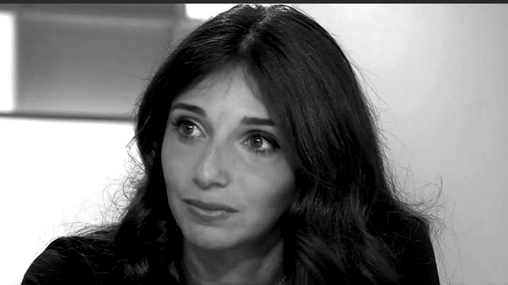 Laurène Hanna sur le plateau de C à Vous